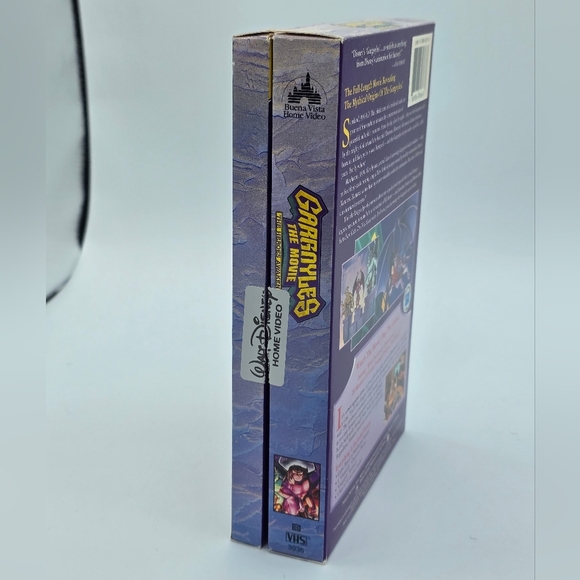 Vintage 1994 Disney Gargoyles The Movie: The Heroes Awaken VHS + Board Game - Picture 4 of 9